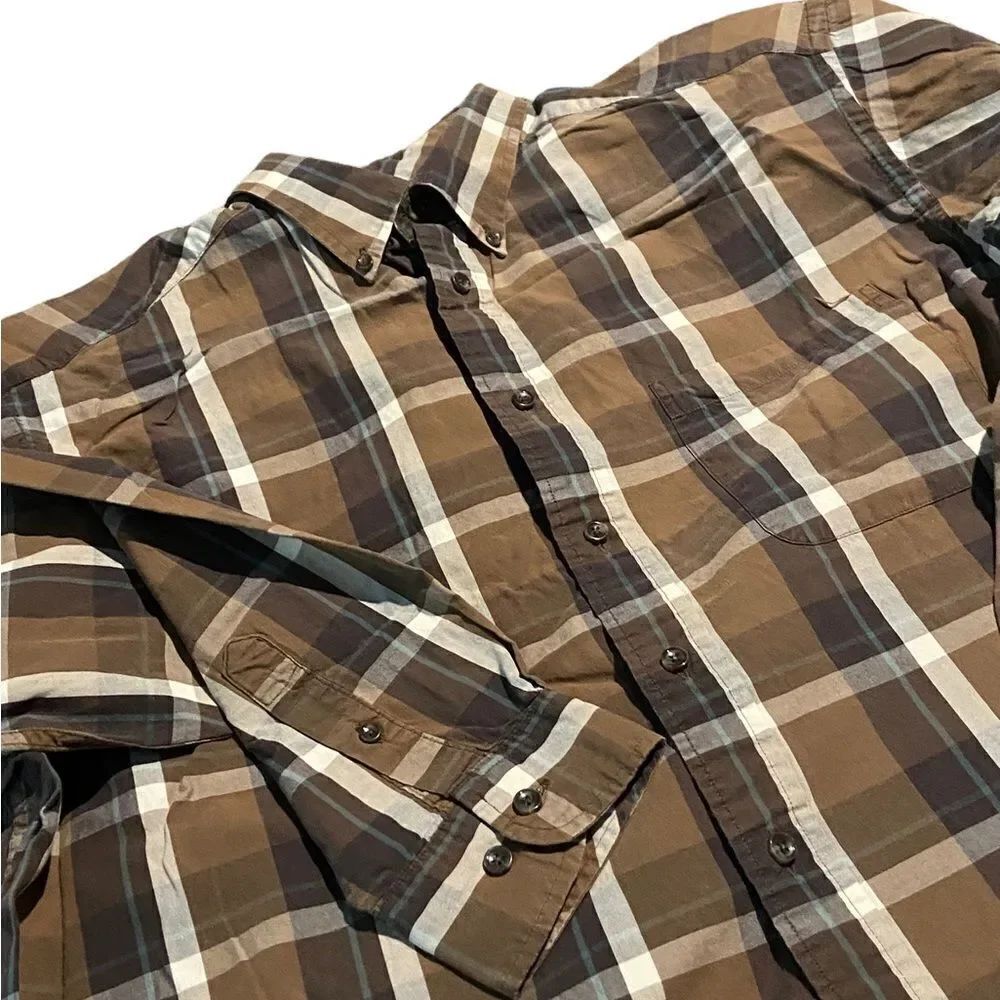 Roundtree and Yorke size 2XT long sleeved button down with front pocket
